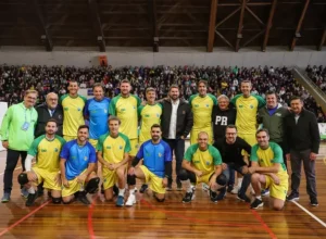 curitiba_jogo volei para gaúchos