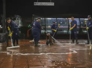 urbs__limpeza terminais 1