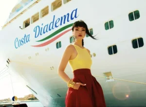 A supermodelo Jessica Minh Anh é uma das produtoras de passarela mais inovadoras do mundo/Divulgação