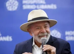alta_hospital__lula microfone na não