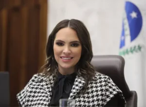 “Encaminhamos um ofício ao Governo e à secretaria da Fazenda requisitando o apoio no sentido de pleitear junto ao Conselho Nacional de Política Fazendária (Confaz) a isenção do ICMS com o objetivo de estimular doações do setor produtivo para as instituições de ensino profissionalizante, a exemplo do Senai”, disse.Créditos:Orlando Kissner/Alep