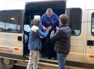 governoparana__pessoas em hotel