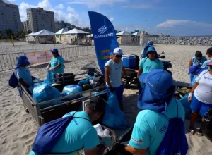 sanepar equipes de lixo.jpg