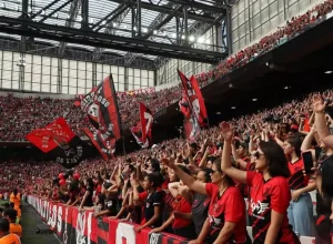torcida-feminina-athletico