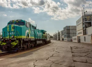 Brado-logistica_trem
