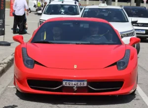 ferrari-warren