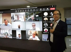 Presidente Décio Lima na reunião de diretores-técnicos do Sistema Sebrae, em Manaus (AM). Foto: Bruno Kelly.