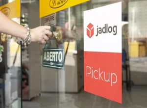 Ponto Pickup da Jadlog em que o consumidor da SHEIN pode depositar o produto para a logística reversa