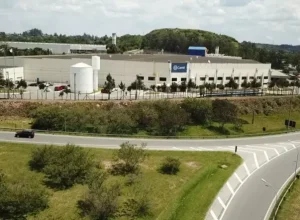 A Camil Alimentos chega aos 60 anos de atuação se consolidando como uma das principais plataformas de alimentos da América Latina