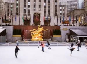O rinque de gelo no Rockefeller Center (créditos para Rockefeller Center)