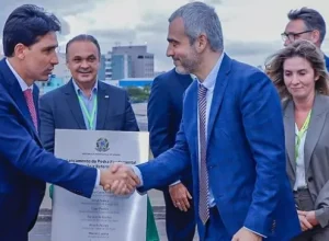 Investimento recorde de 2,4 bilhões permitirá ampliação do terminal de passageiros - Foto: Eduardo Oliveira/MPor