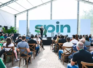 Maurício Giamellaro, CEO do Grupo HEINEKEN, apresenta Spin | Créditos : @alevirgilio