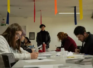 curso-editora-curitiba-fcc