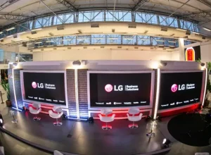Palco do evento no LG Business Solutions Center, em São Paulo. Crédito: Divulgação/LG