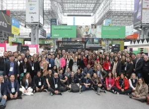 Grupo de empresários do mercado da beleza na NRF Big Show. Agora, a missão será na Disney.