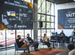 Encontro realizado pela Ade Sampa com acelerados da última edição do Amplifica Cine | Crédito: Mateus Eustaquio