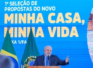 O presidente destacou que desde 2009, quando o programa de habitação foi criado durante o seu segundo mandato na presidência, já foram construídas 6 milhões de moradias de todas as faixas do MCMV - Foto: Ricardo Stuckert/PR