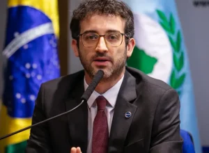 secretário de Articulação Institucional do MPO, João Villaverde