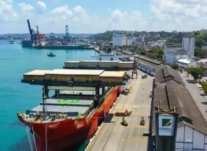 Operação portuária Multilog na Bahia