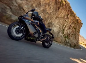 Triumph Daytona 660 - Crédito: Divulgação/Triumph