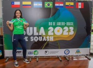 Laura Silva conquistou a medalha de bronze no Sul-Americano adulto de Squash. Foto: Divulgação/ECP