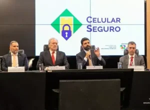 governo-federal-lanca-celular-aitvo