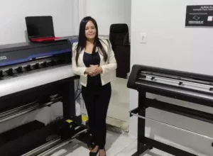 Foto Divulgação: empresária. Stefany Pereira - Linha de crédito Desenvolve Mulher