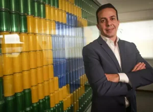 Cátilo Cândido, presidente da Abralatas celebra a conquista histórica