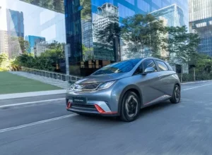 Rede de concessionárias da BYD vendeu 226 unidades do BYD Dolphin apenas no último sábado (23/09)