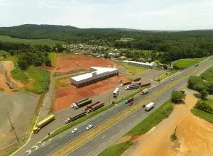 Parada Vendrami, na BR-376, no Distrito Industrial de Ponta Grossa