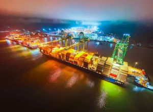 Desde 2017, o Porto Itapoá conta com um departamento exclusivo para atendimento ao cliente, chamado de Customer Care