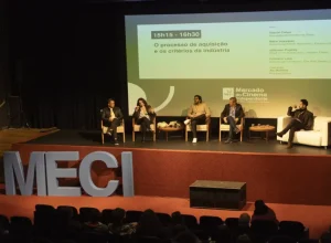 Modalidades de credenciais são voltadas à programação do Olhar de Cinema e do MECI - Mercado do Cinema Independente - Cred Lina Sumizono