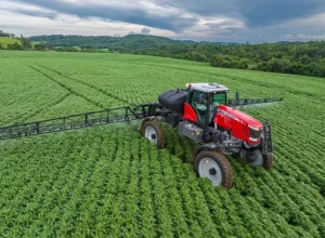 Pulverizador MF 8225HD/Divulgação