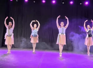 Festival de Danças de Pinhais lota Ginásio Tancredo Neves