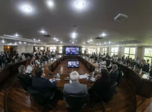 Fiep repudia parecer do relator no projeto de isenção do IRPF