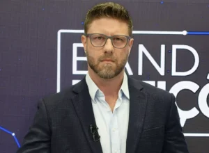Requião Filho provoca debate sobre promessa de convênios de asfalto em Ponta Grossa