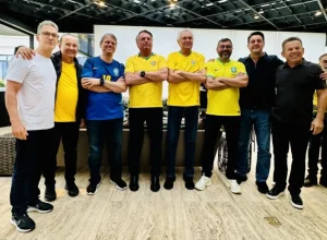 Bolsonaro e os governadores foto mídias sociais