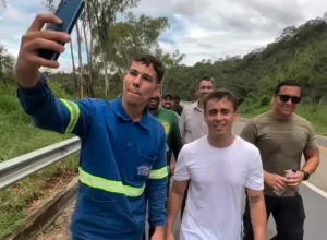 Nikolas caminhada-bolsonaro