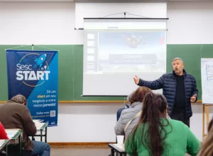 Uma das aulas presenciais de 2025 do Sesc Start Fabio Nardielo
