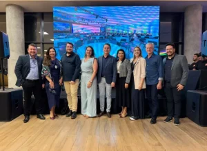 Wolney Biesdorf, Elaine Tenerello (Visit Iguaçu), Anderson Voltolini (Recanto Cataratas) Glaucia Roque (Latam Airlines), Munir Calaça, Neila Time, Rachel Martins (Rachel Martins Eventos), Altino Volto DIVULGAÇÃO