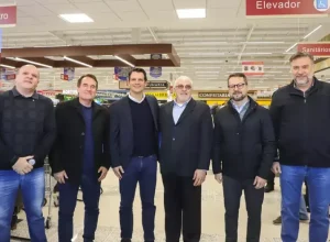 legendaPedro Zonta recebe autoridadesfoto hully paiva-SECOM