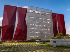 foto-fachada-bloco-HOTMILK