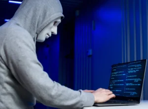 hacker-tecnologia-roubo