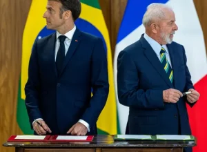 Macron e Lula: olhares coincidentes sobre eleições na Venezuela e Guerra da Ucrânia foto fábio pozzebom-agência brasil