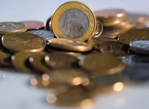 Projeto em tramitação na Assembleia Legislativa busca impedir incidência do ICMS sobre os novos tributos criados pela reforma e ganha apoio de entidades empresariais, especialistas e lideranças