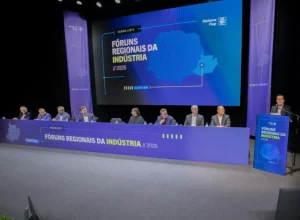 Forum da Indústria em Curitiba