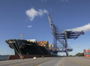 Fiep apresenta defesa contra novas tarifas dos EUA e participará de audiência em Washington