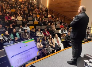 Sesa promove capacitação para manter o Paraná livre da doença