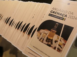 ANUÁRIO DA CACHAÇA