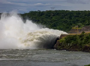 vertedouro-itaipu